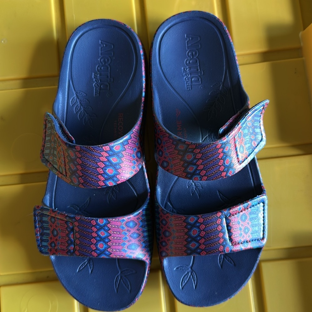 Alegria WOMENS Printed Slide Sandals
Orbyt Sayulita Days size 39 - Picture 3 of 10